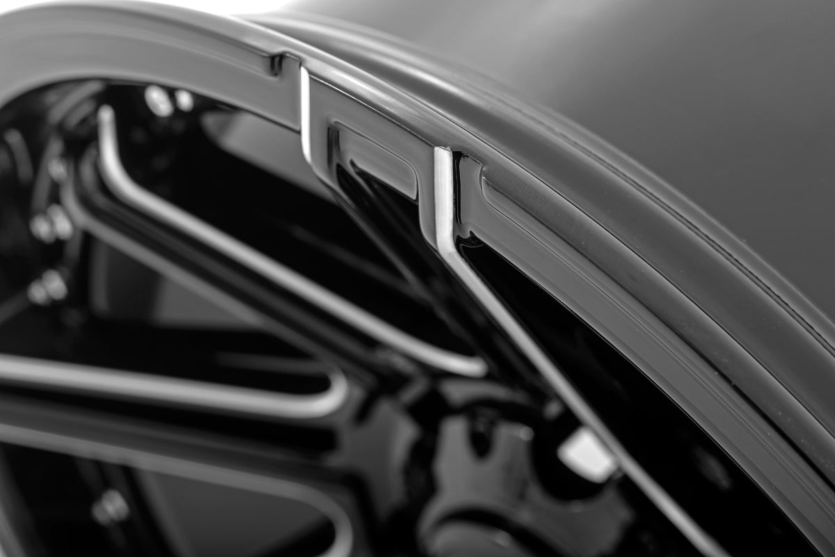 Rough Country 88 Series Wheel | One-Piece | Gloss Black | 22x10 | 8x180 | -19mm