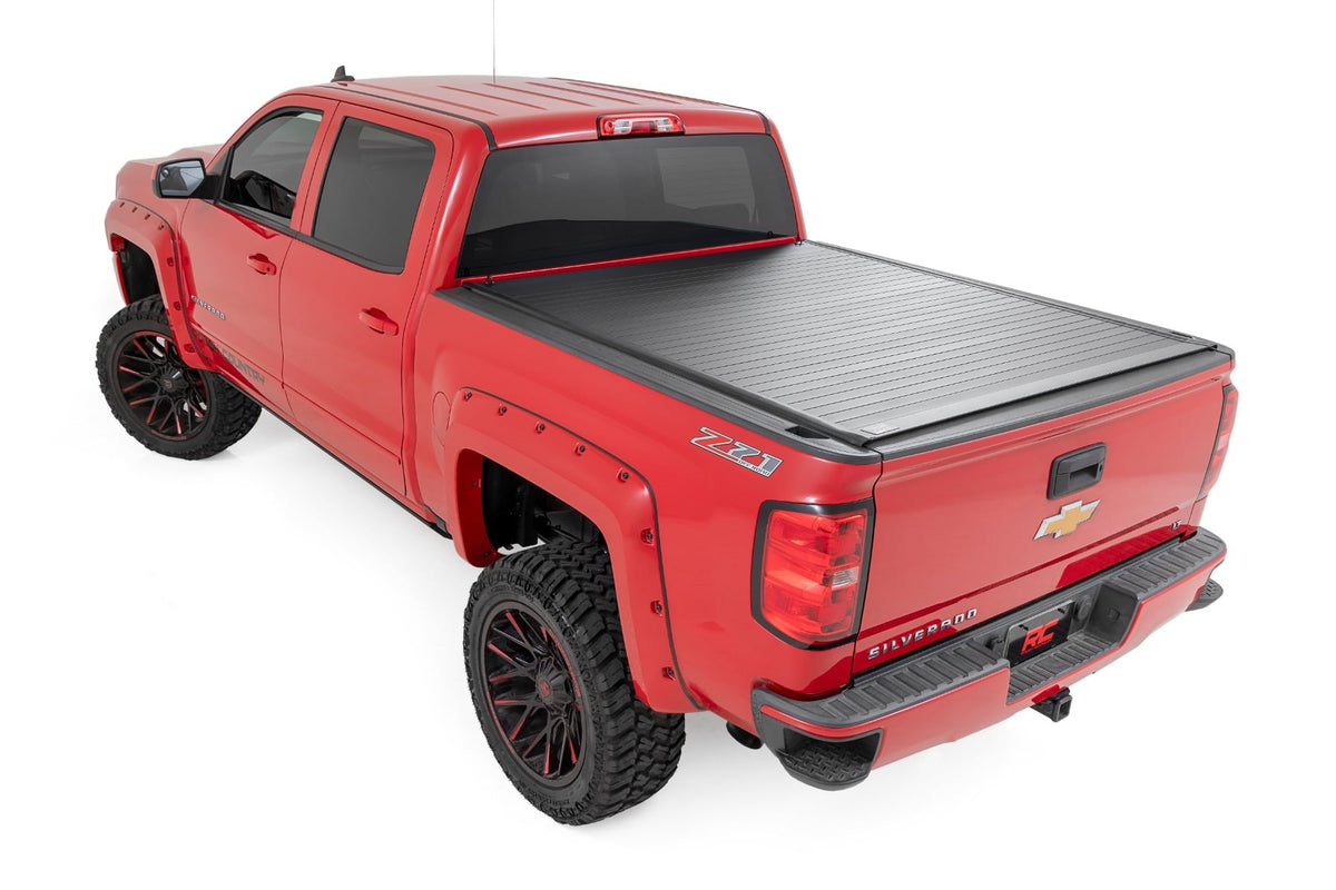 Rough Country - Hard Roll Up Bed Cover - 5'9" Bed - Chevy/GMC 1500 (14-18) - 50214550 by Rough Country - detail view