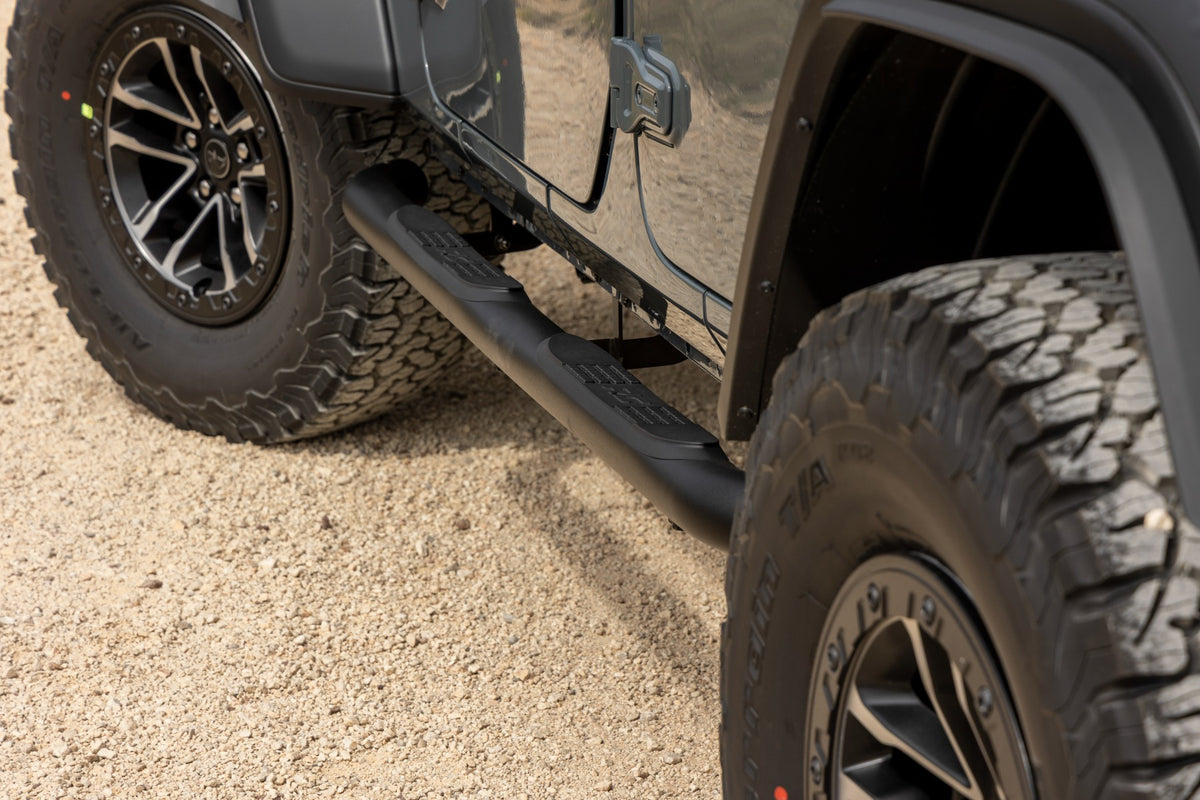 Rough Country - Nerf Steps - 3-Inch Tube - 4 Door - Jeep Wrangler Unlimited 2WD/4WD (2018-2026) - 43010