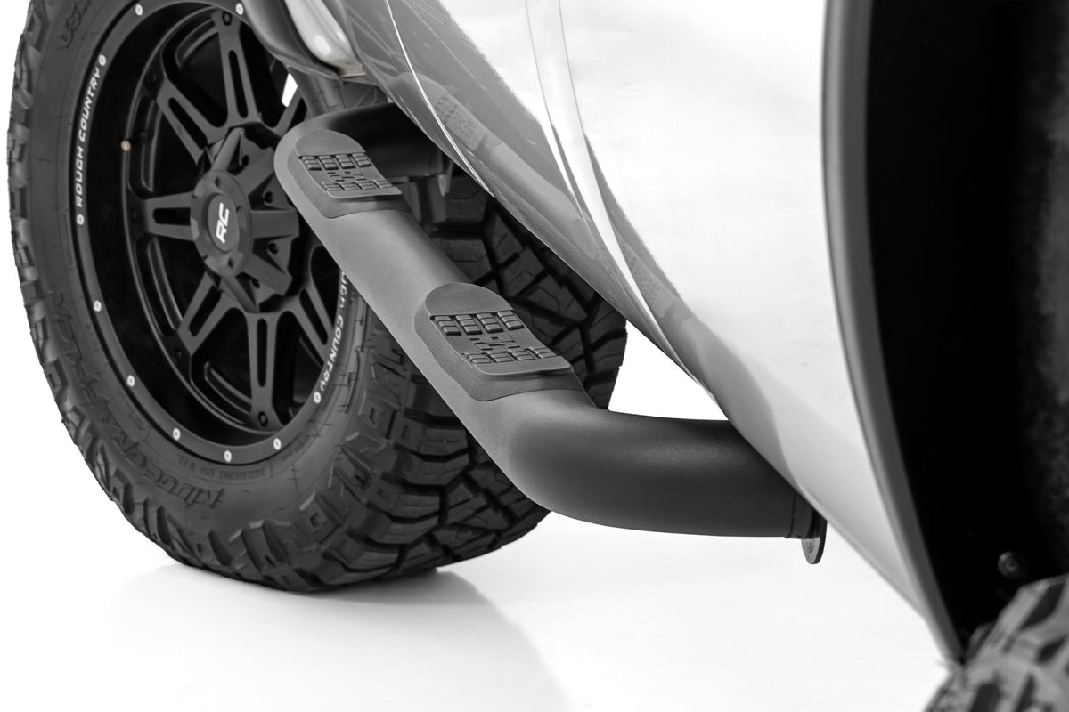 Rough Country - Nerf Steps - 3-Inch Tube - Crew Cab - Ford F-250/F-350 Super Duty (99-16) - 43009