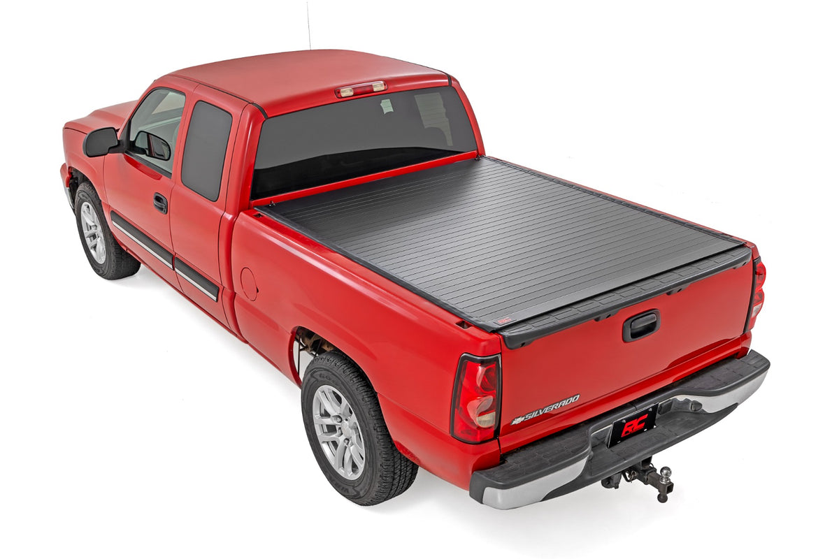 Rough Country - Hard Roll Up Bed Cover - 6'7" Bed - Chevy/GMC 1500 (00-06 & Classic) - 50288650 by Rough Country - detail vie