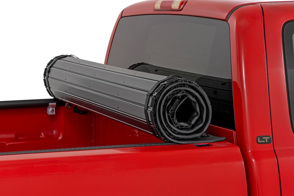Rough Country - Hard Roll Up Bed Cover - 6'7" Bed - Chevy/GMC 1500 (00-06 & Classic) - 50288650 by Rough Country - installed 