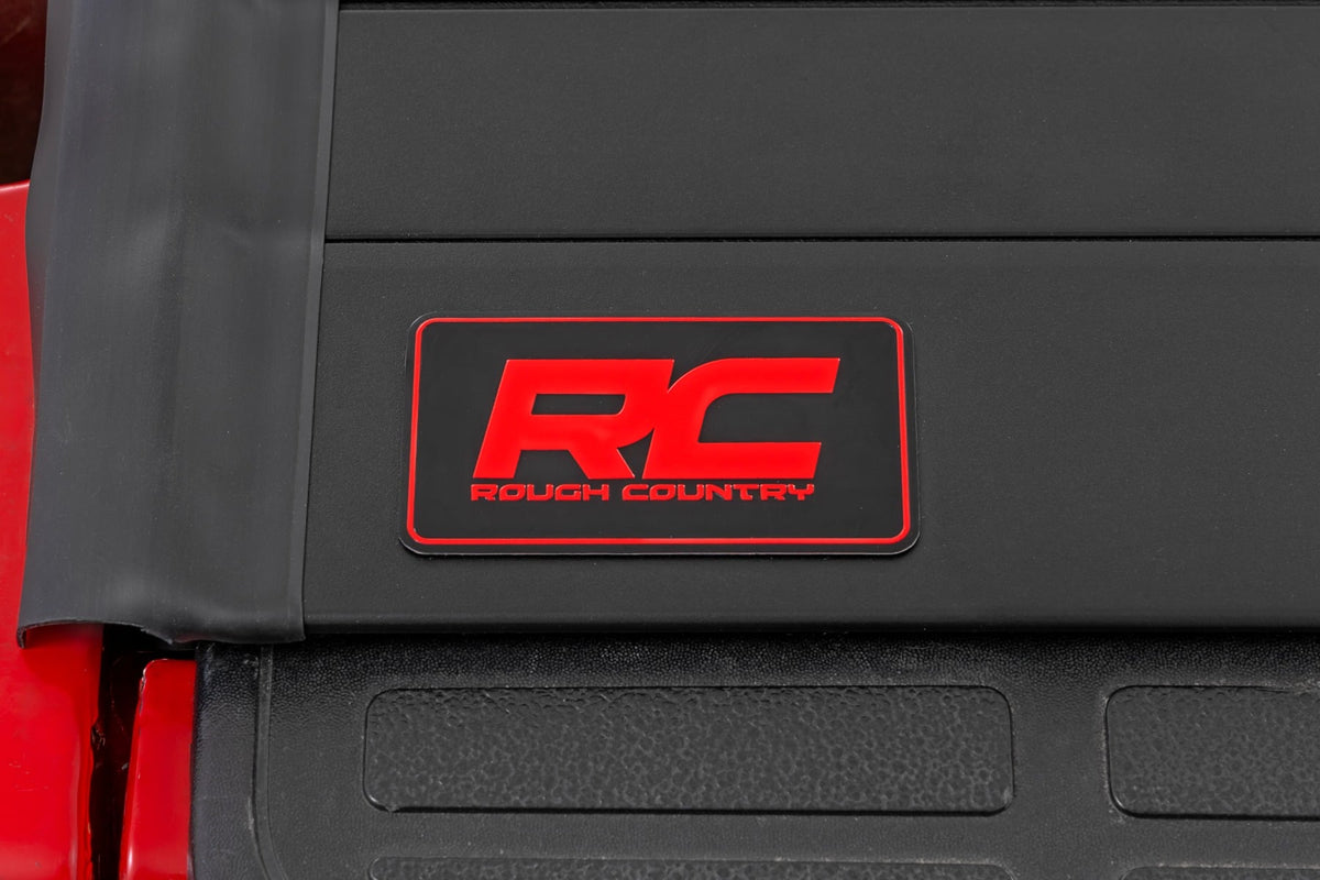 Rough Country - Hard Roll Up Bed Cover - 6'7" Bed - Chevy/GMC 1500 (00-06 & Classic) - 50288650 by Rough Country - alternate 