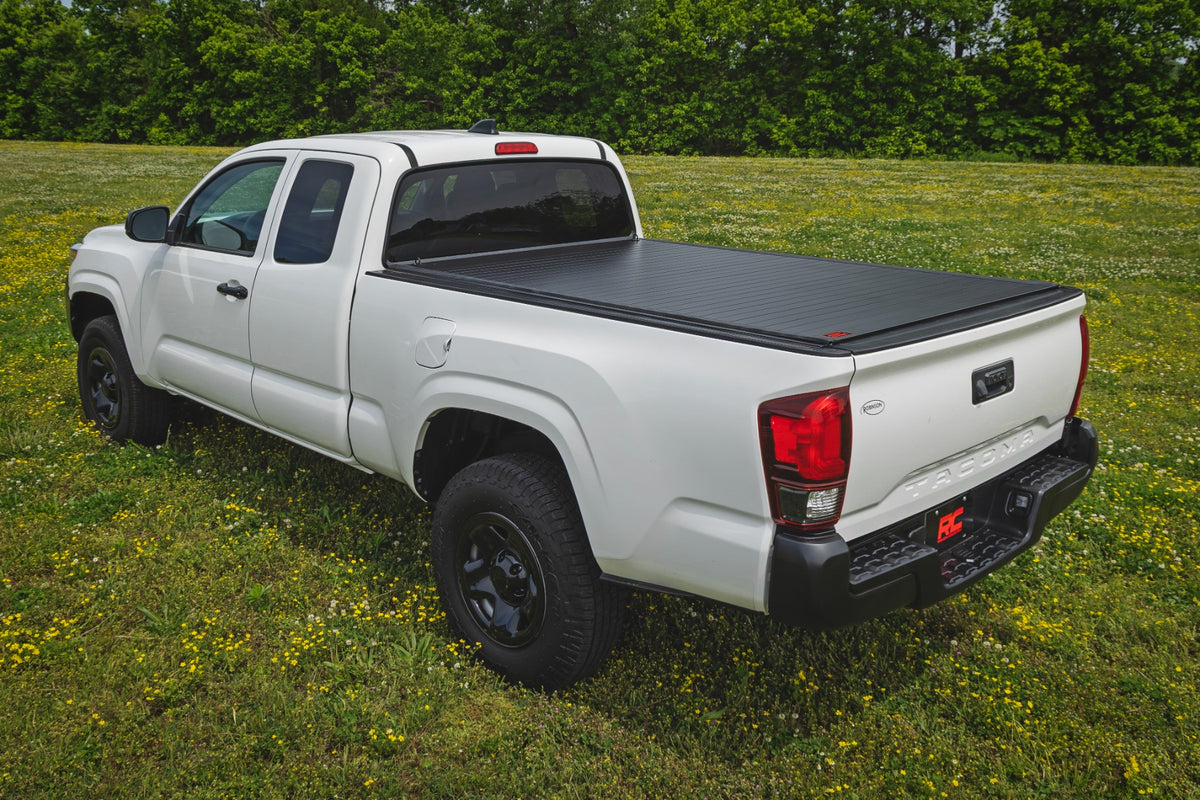 Rough Country - Hard Roll Up Bed Cover - 6' Bed - Toyota Tacoma 2WD/4WD (2016-2023) - 50420600