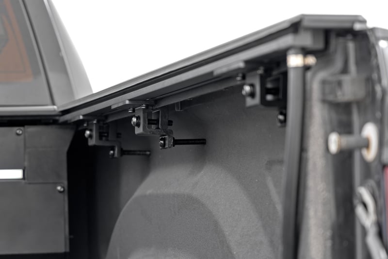 Rough Country - Powered Retractable Bed Cover - 5'7" Bed - Ram 1500 (09-18) 1500 Classic (19-24)Ram 1500 (09-18)/2500 (10-26) - 51309550