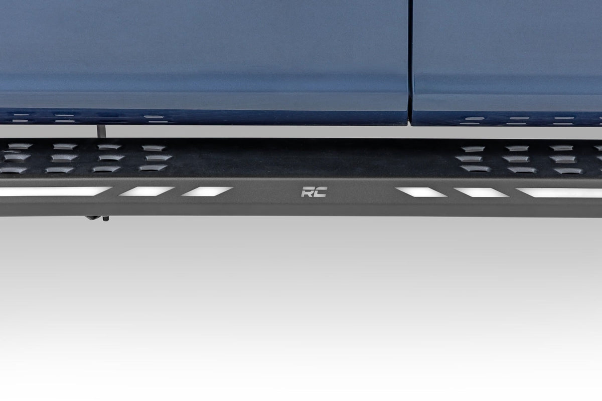Rough Country - AC2 Running Boards - Amber/White - Crew Cab - Ford F-150/Lightning/F-250/F-350/Raptor (15-25) - 57005 by Roug