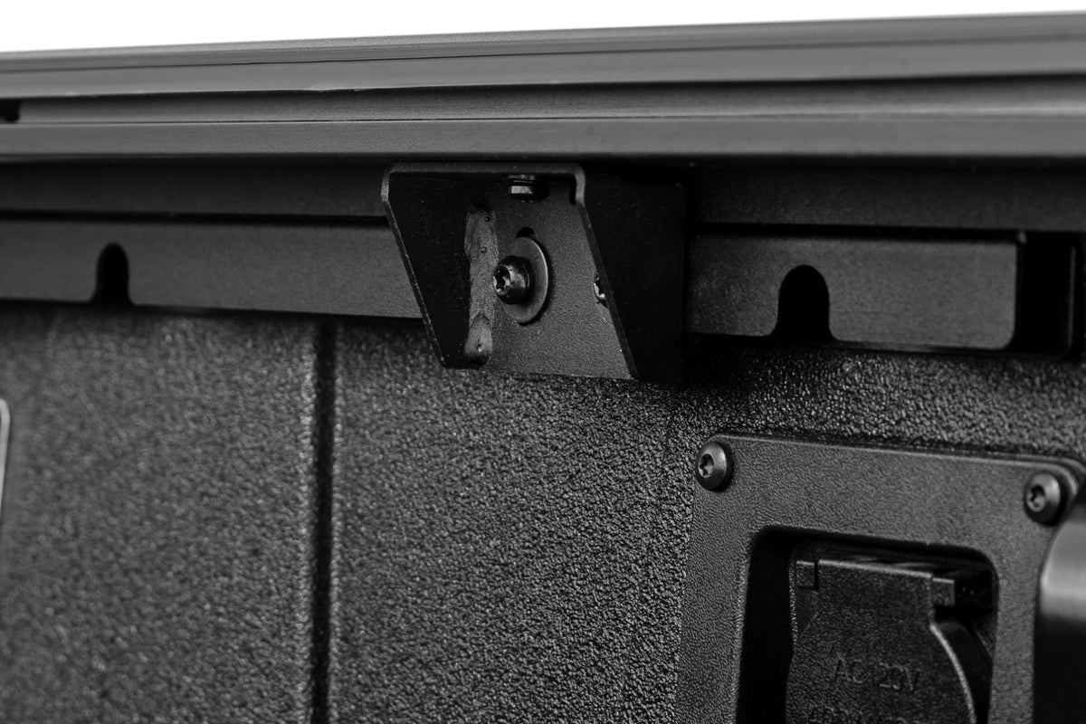 Rough Country - Manual Retractable Bed Cover - 5'7" Bed - Toyota Tundra 2WD/4WD (2022-2026) - 53514551