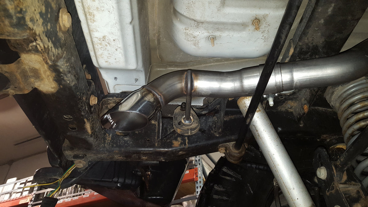 Flowmaster American Thunder Cat-Back Exhaust System 817674