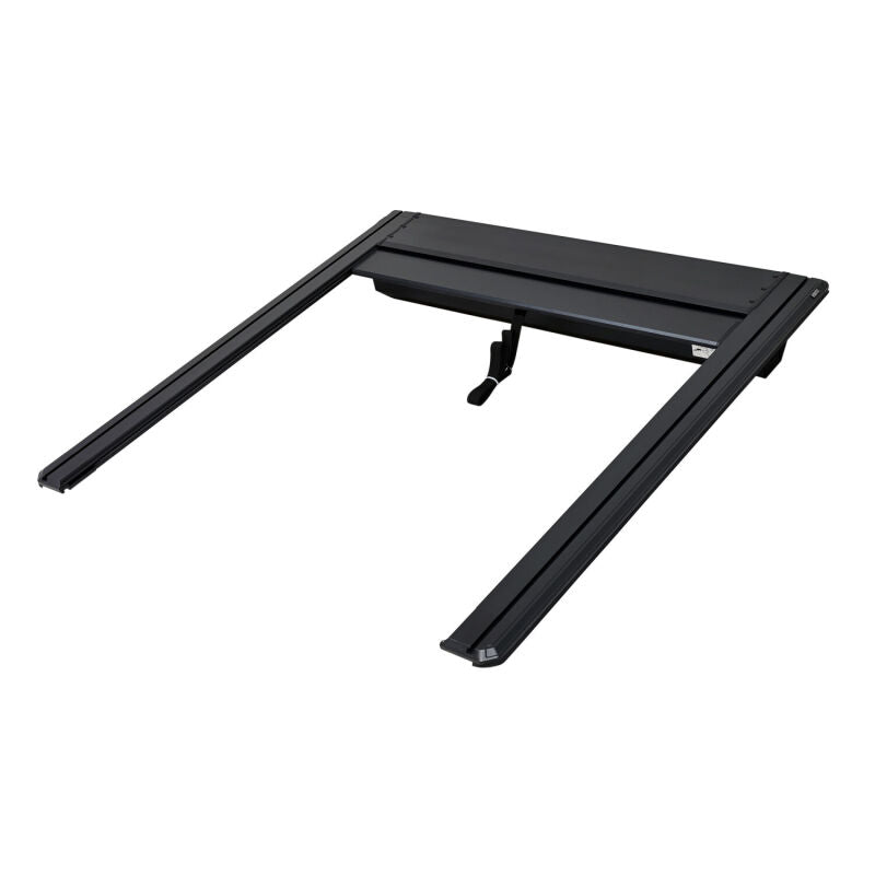 Westin 24-26 Toyota Tacoma 5ft Bed Manual Retractable Tonneau Cover - Black - 19-62785