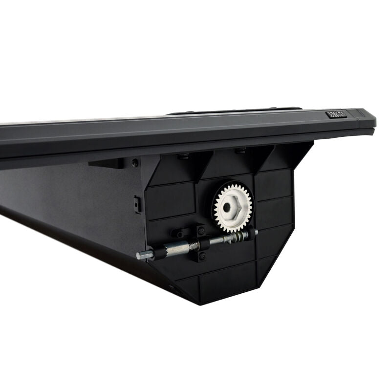 Westin 19-26 Ram 1500 (New Body)(Excl. RamBox) 5ft 7in Bed Manual Retractable Tonneau Cover - Black - 19-64705