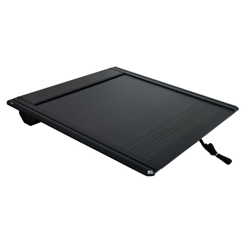 Westin 24-26 Toyota Tacoma 5ft Bed Manual Retractable Tonneau Cover - Black - 19-62785