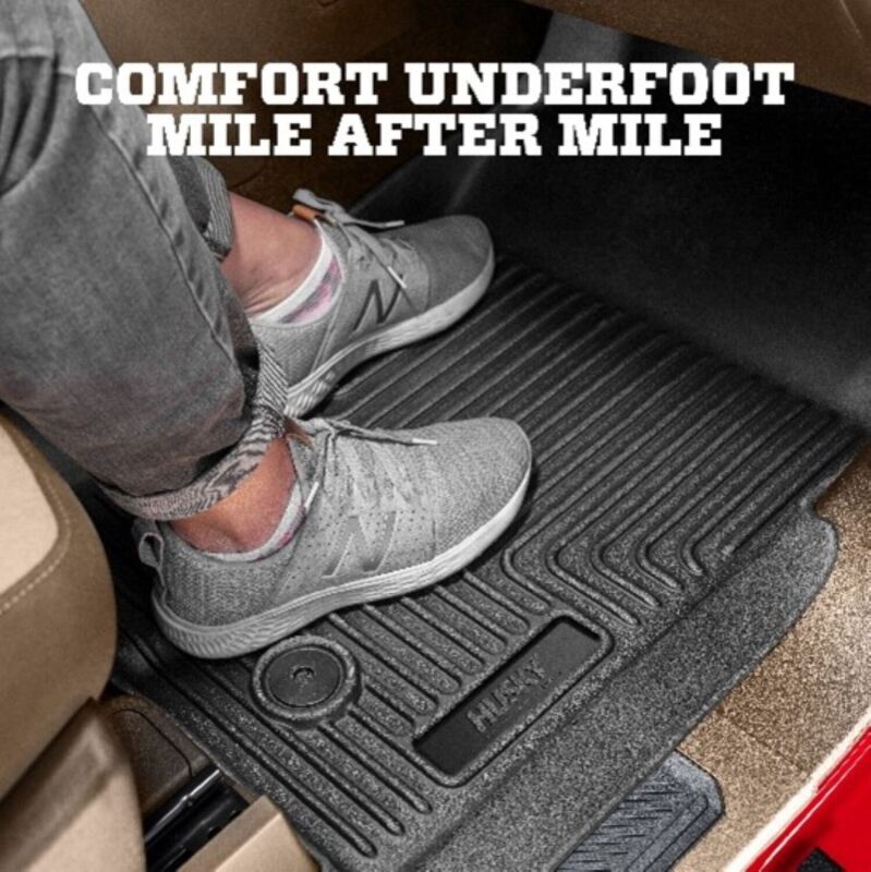 Husky Liners 2017 Chrysler Pacifica (Stow and Go) WeatherBeater 2nd Row Black Floor Liners - 14011HUL