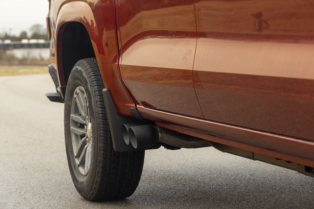 Flowmaster Flow FX Cat-Back Exhaust System 718165