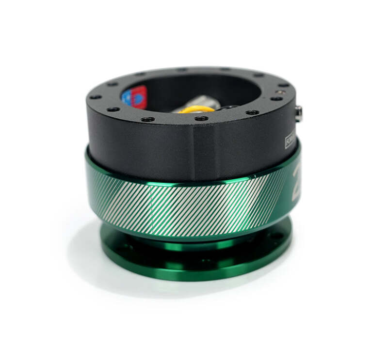 NRG Quick Release Gen 2.0 - 20 Year Anniversary Black Body / Emerald Ring - SRK-200BK-EG20 - close-up view 2