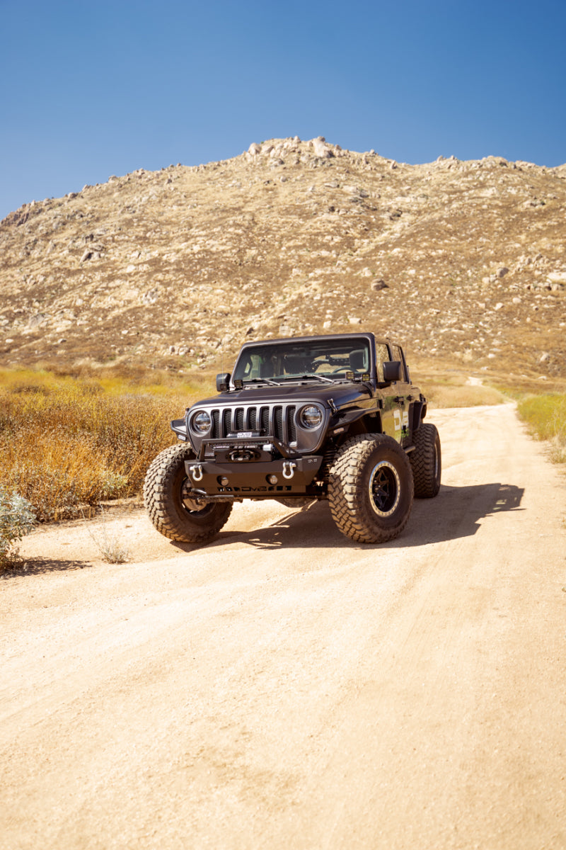 DV8 Offroad 07-23 Jeep Wrangler/Gladiator JT/JK/JL FS-25 Stubby Front Bumper w/Plated Bull Bar - FBJL-06