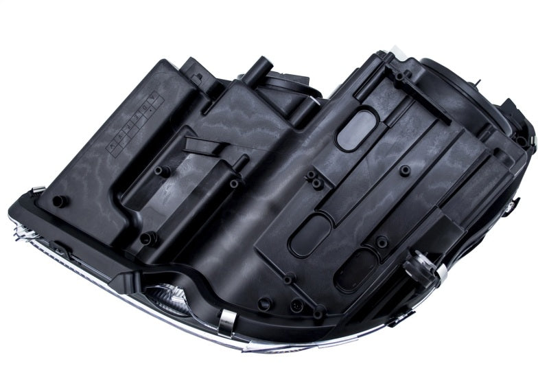 Hella 2006-2011 Mercedes-Benz CLS500 Halogen Headlight Assembly - 008821061