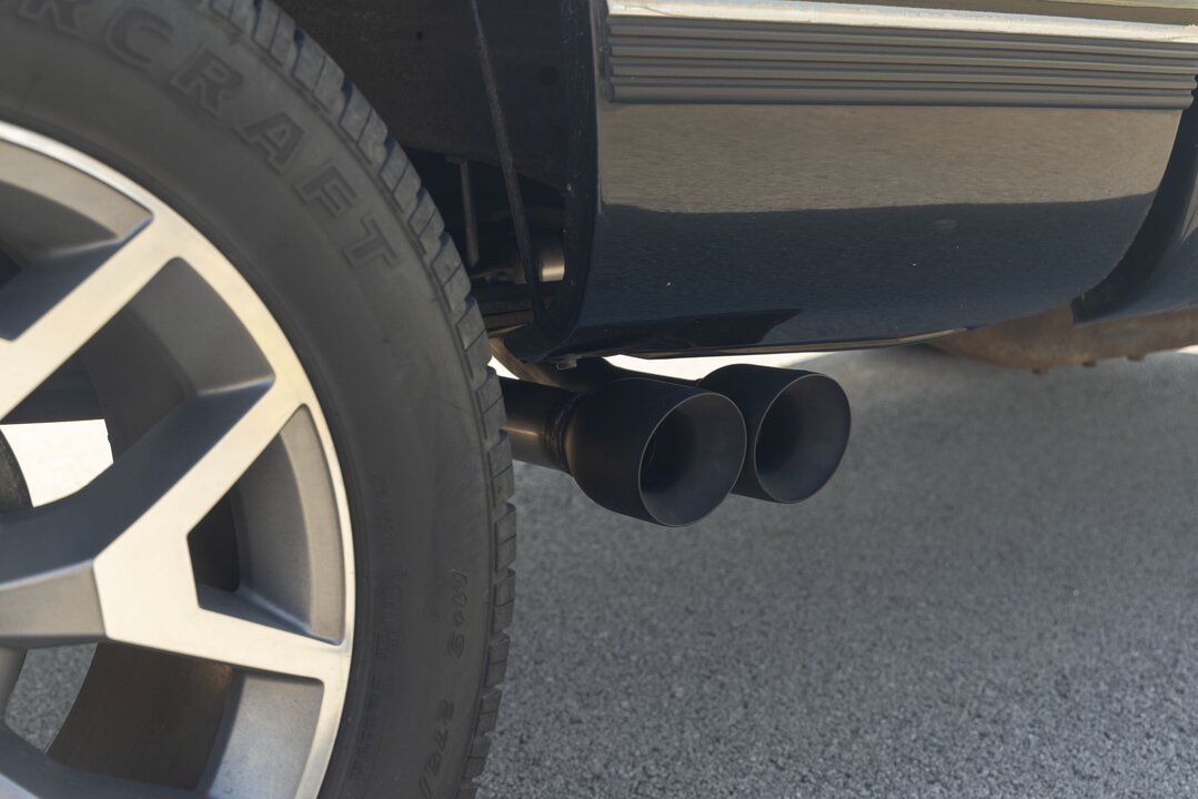 Flowmaster Flow FX Cat-Back Exhaust System 718188