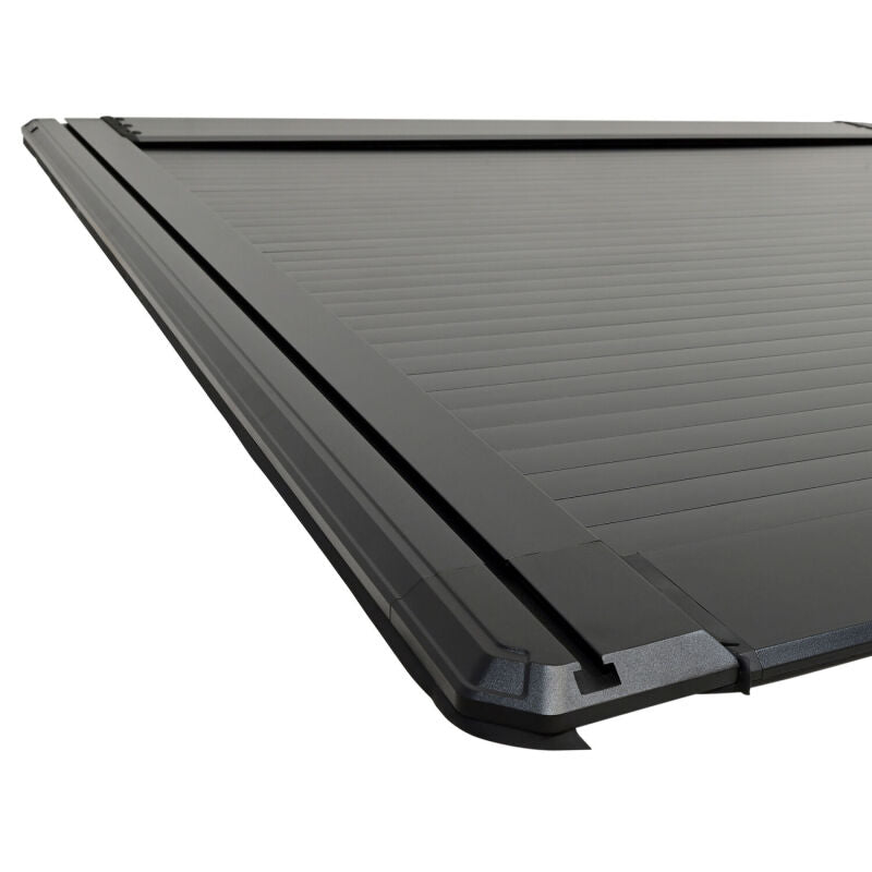 Westin 24-26 Toyota Tacoma 5ft Bed Manual Retractable Tonneau Cover - Black - 19-62785
