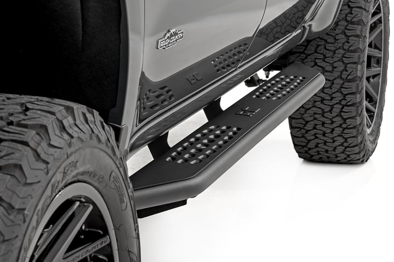 Rough Country - OV2 Running Boards - Side Step Bars - Crew Cab - Chevy/GMC 1500/2500HD (19-26) - 14009