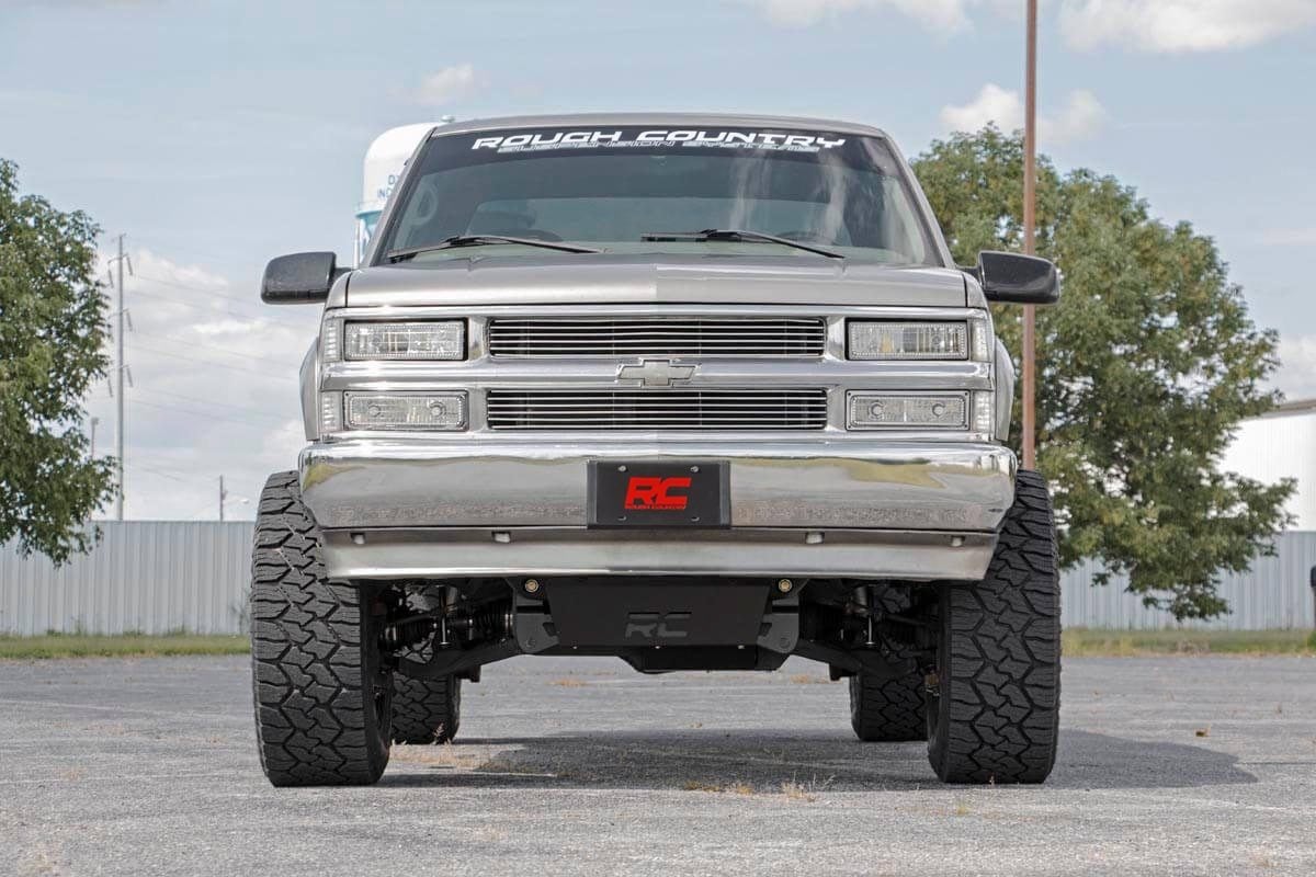 Rough Country - 6 Inch Lift Kit - 8-Lug - V2 - Chevy 3/4-Ton Suburban/C2500/K2500 Truck/C3500/K3500 Truck (88-00) - 16170 for