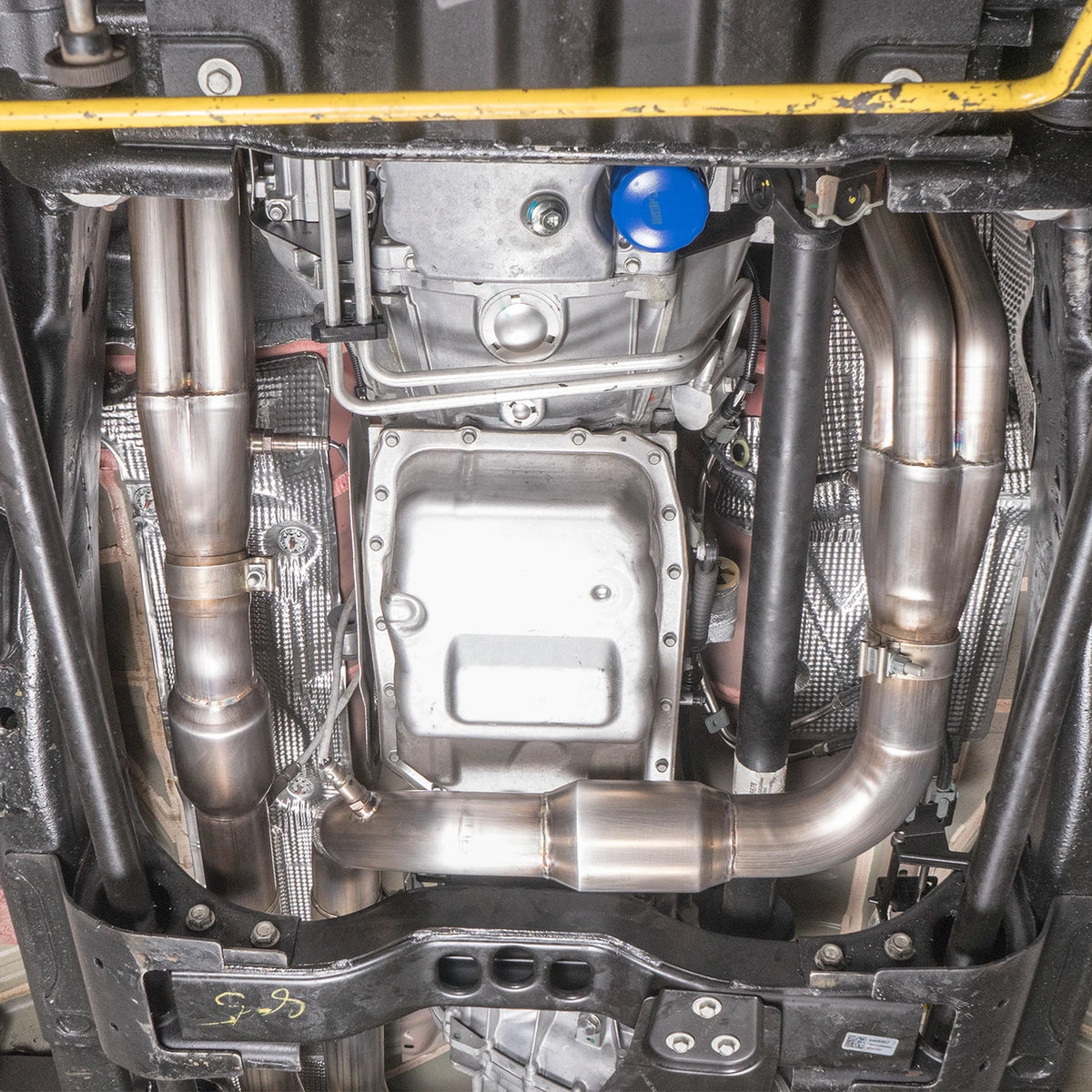Stainless Works - 2020-23 Silverado HD 2500/3500 6.6L Long Tube Header Kit - CT220HSTCAT