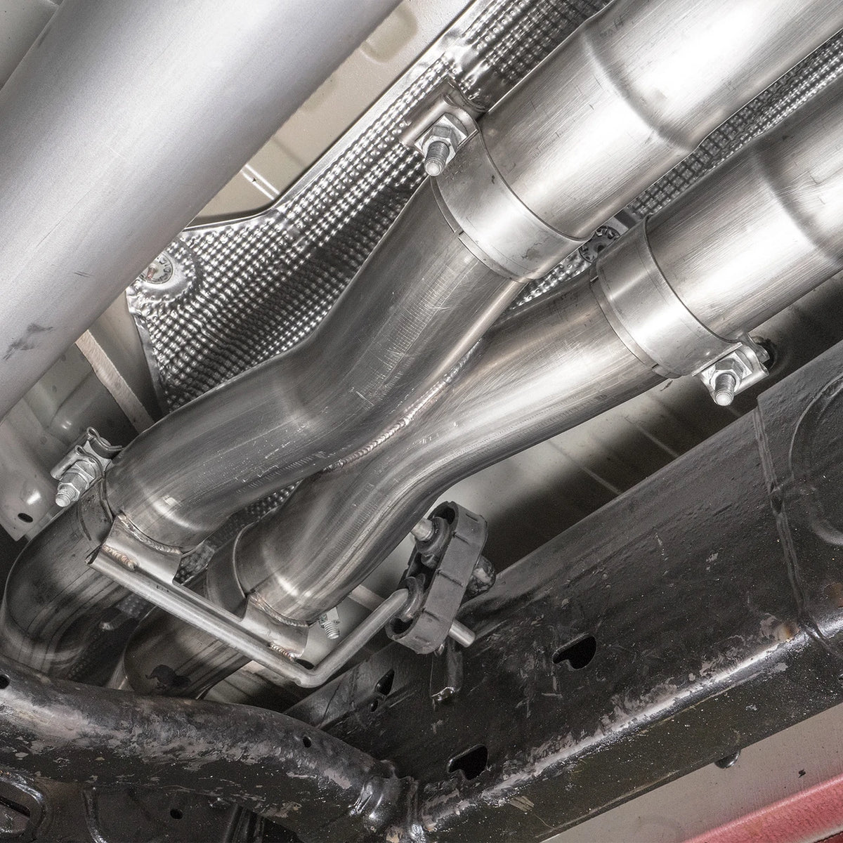 Stainless Works - 2020-23 Silverado HD 2500/3500 6.6L Long Tube Header Kit - CT220HSTCAT
