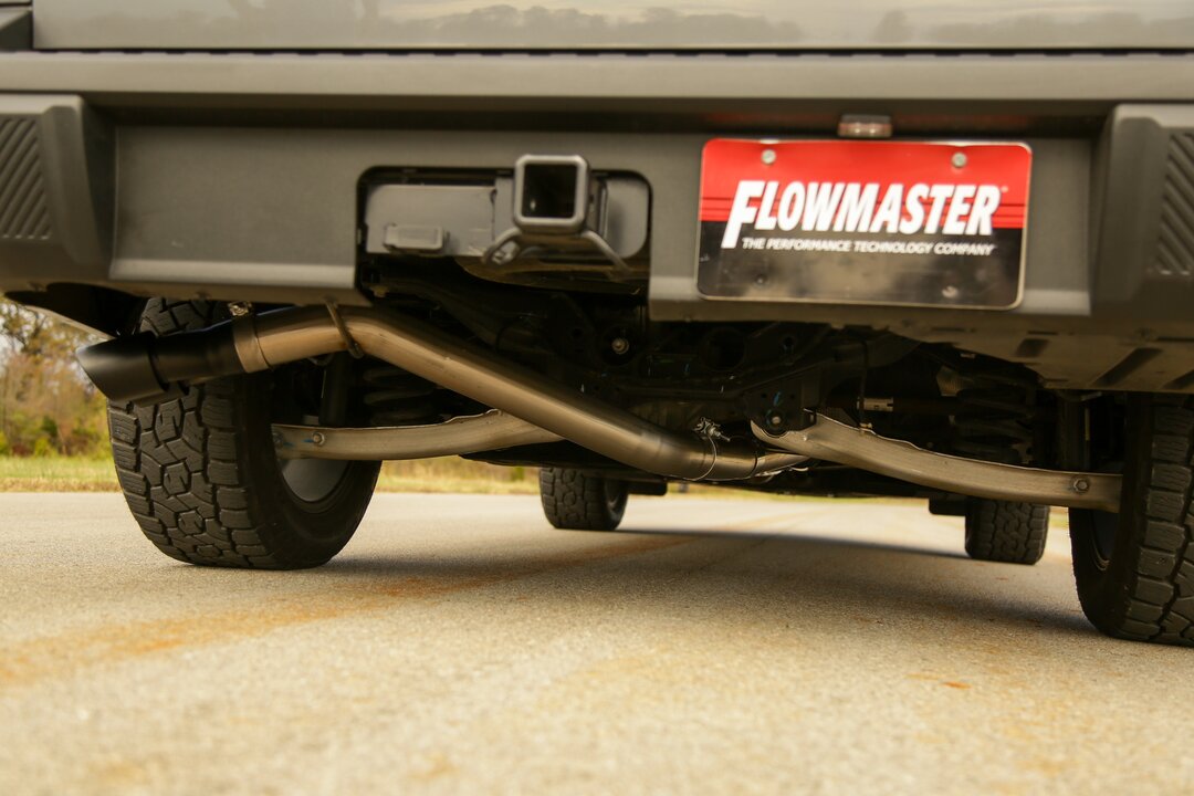 Flowmaster American Thunder Cat-Back Exhaust System 818153
