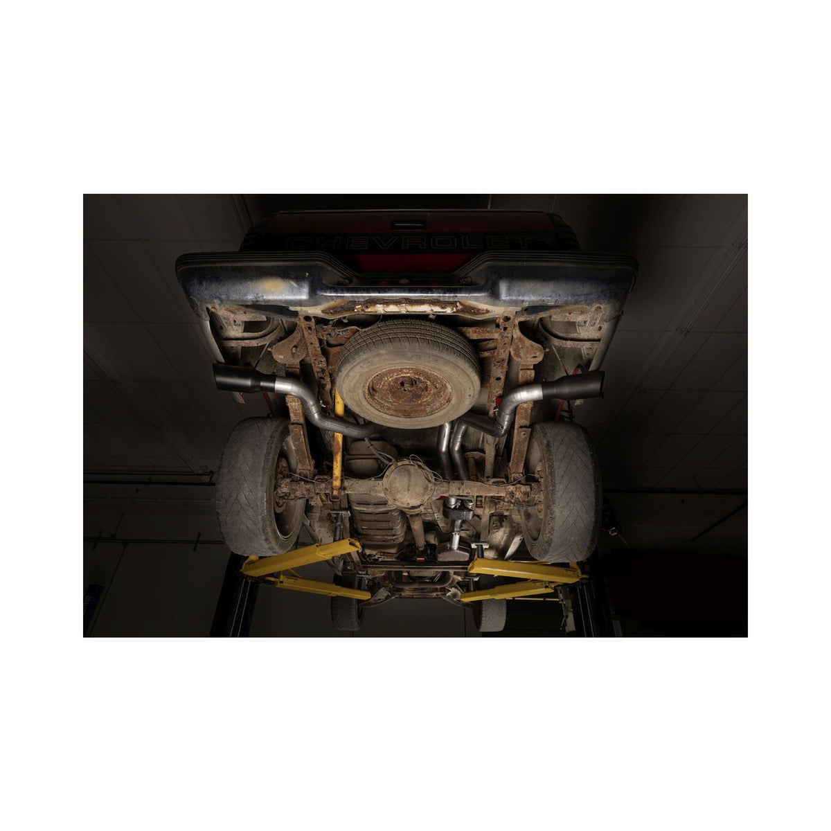 Flowmaster Outlaw Cat-Back Exhaust System 818192