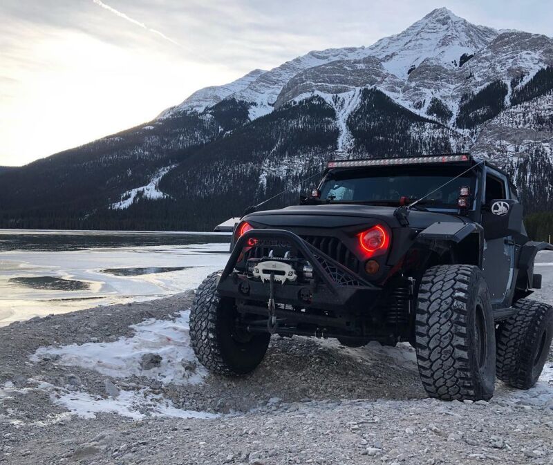 Oracle 7in High Powered LED Headlights - Black Bezel - ColorSHIFT 2.0 SEE WARRANTY - 5769-333