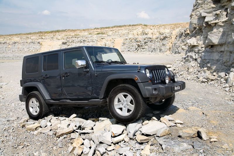 Hella Rallye 4000i Xenon Driving Beam Compact - 6.693in Dia 35.0 Watts 12V D1S - 009094331