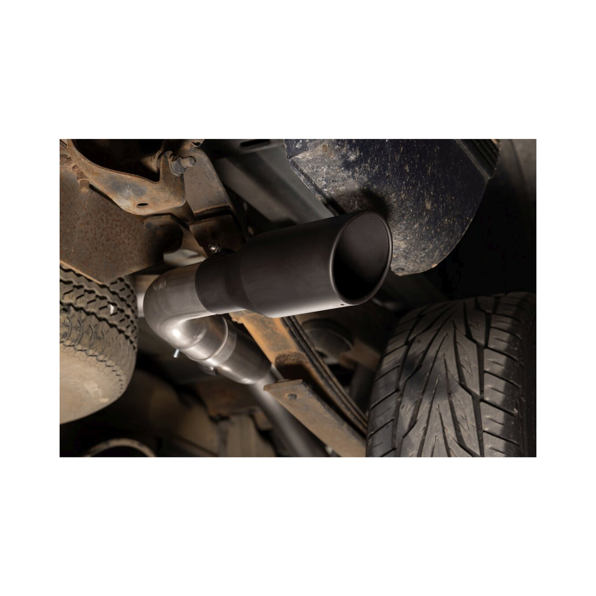 Flowmaster Outlaw Cat-Back Exhaust System 818191