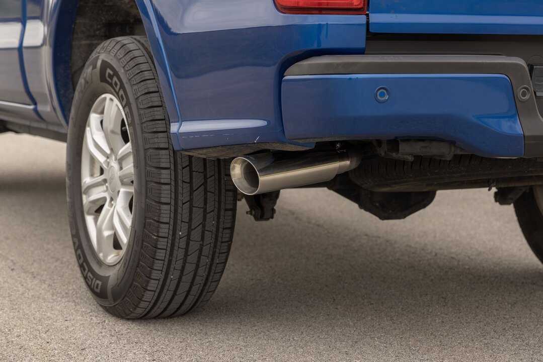 Flowmaster American Thunder Cat-Back Exhaust System 818158