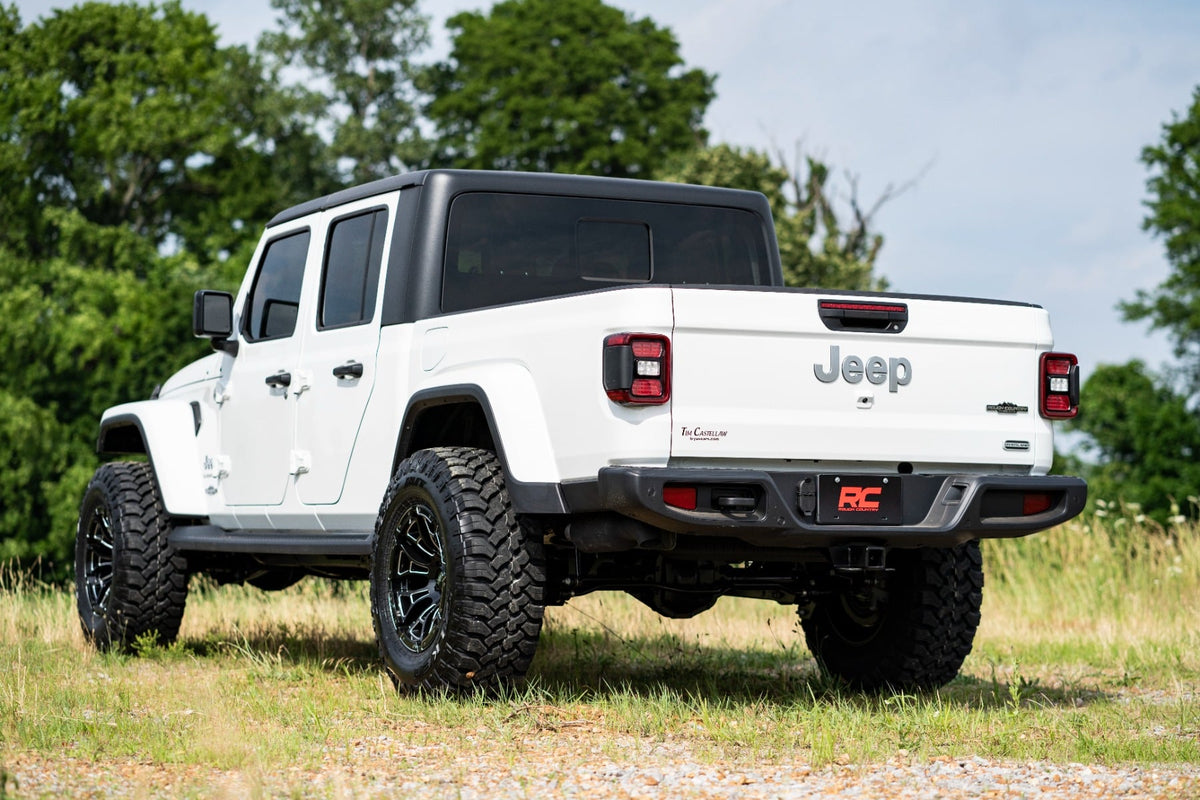 Rough Country - 2.5 Inch Leveling Kit - Spacers - Jeep Gladiator JT 4WD (2024-2025) - 61300 for 2024 Jeep Gladiator - side vi