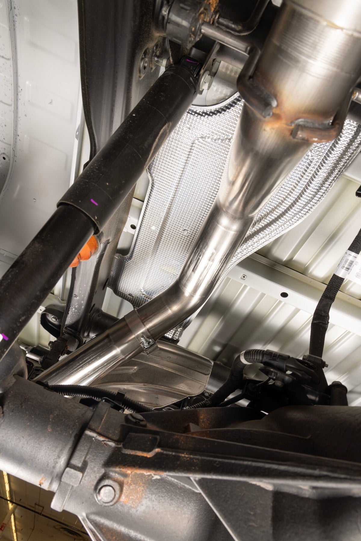 Flowmaster Flow FX Cat-Back Exhaust System 717927