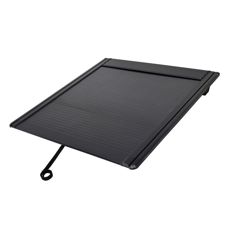 Westin 19-26 GM Silverado/Sierra 1500 5ft 8in Bed Manual Retractable Tonneau Cover - Black - 19-64745