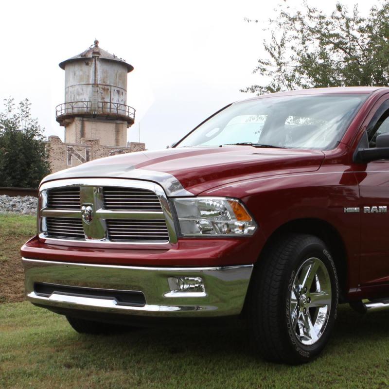 AVS 08-18 Toyota Sequoia Aeroskin Low Profile Hood Shield - Chrome - 622007