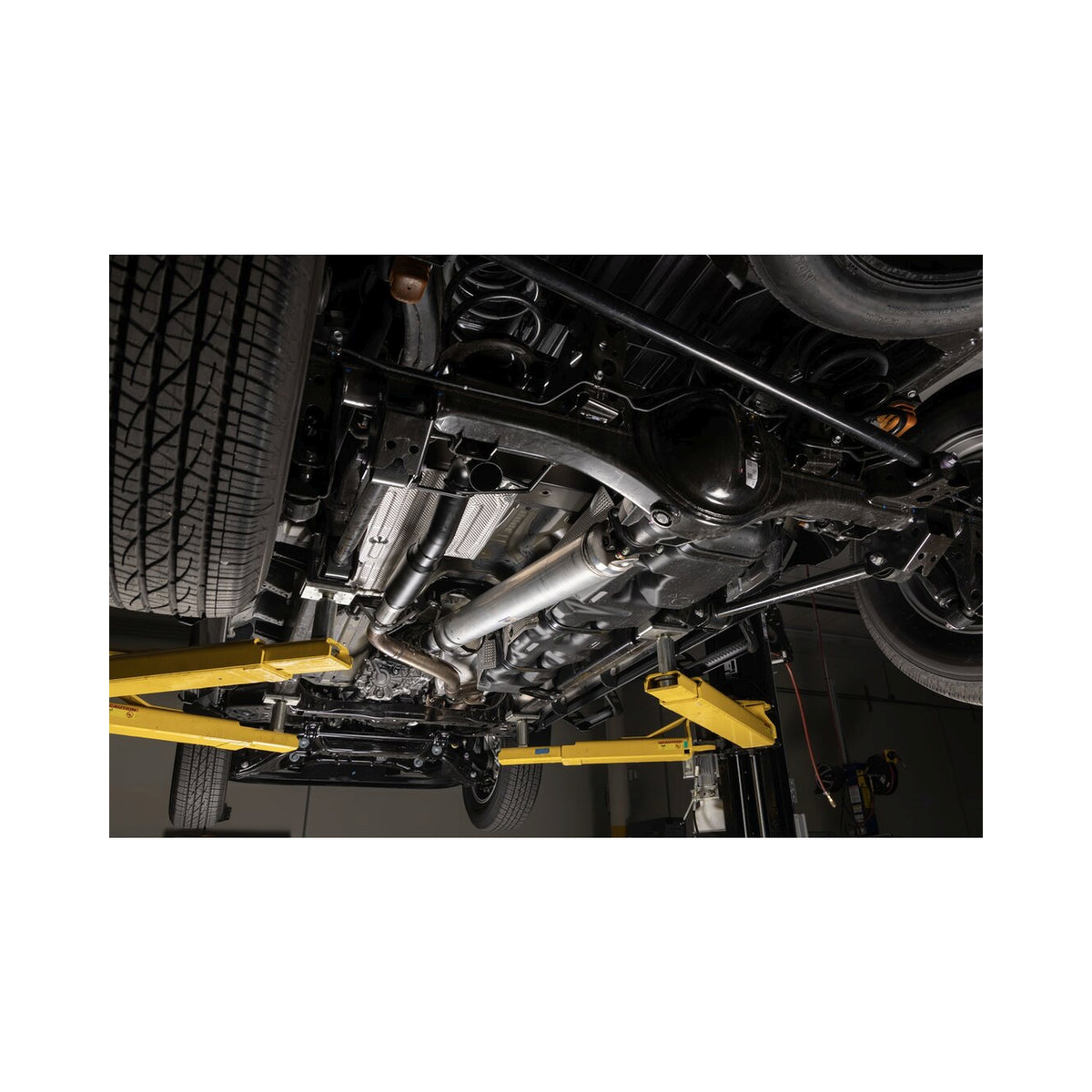 Flowmaster Outlaw Extreme Cat-Back Exhaust System 818177 - 12