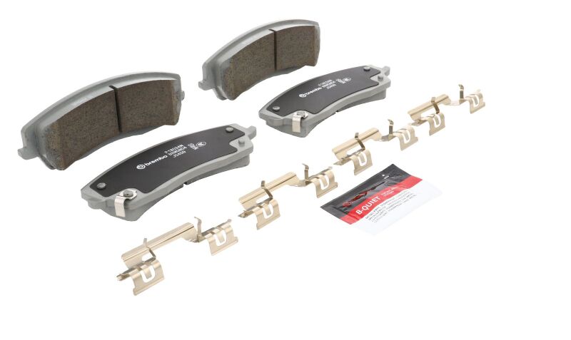 Brembo 05-08 Chrysler 300/ Dodge Charger/Challenger/Magnum Front NAO Brake Pad - P18034N