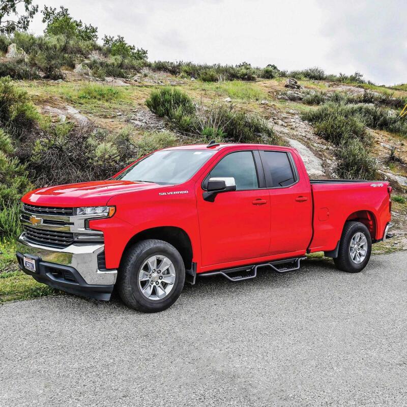 Westin 14-18 Chevy/GMC Silverado/Sierra 1500/2500/3500 Double Cab Outlaw Drop Nerf Bars Tex Black - 20-13715
