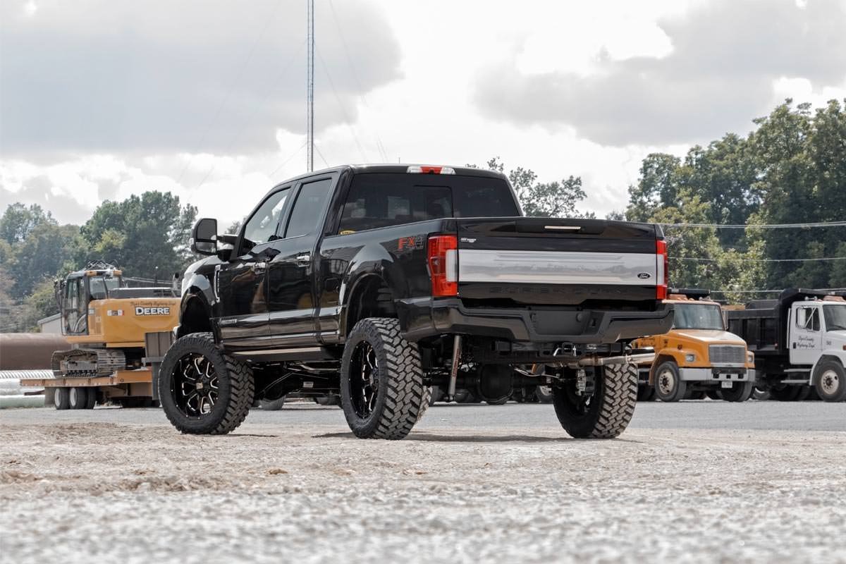 Rough Country - 6 Inch Lift Kit - Diesel - OVLD - D/S - V2 - Ford F-250/F-350 Super Duty (17-22) - 50371 by Rough Country - c