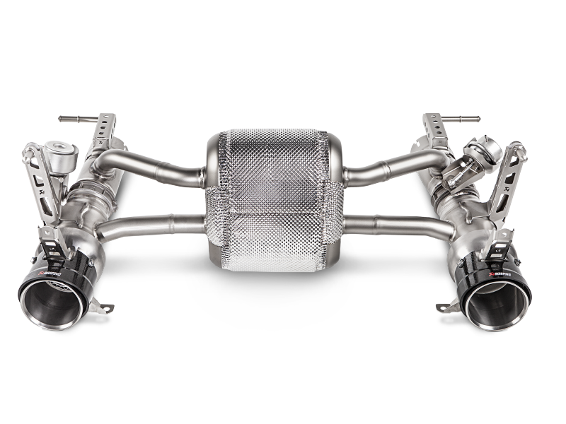 Akrapovic 16-17 Ferrari 488 GTB/488 Spyder Slip-On Line (Titanium) w/ Carbon Tips - MTP-FE488H