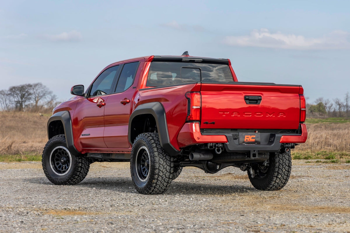 Rough Country - Rear Shackle Kit - D-Ring Combo - Toyota Tacoma 2WD/4WD (2024-2025) - 73117 for 2024 Toyota Tacoma - rear vie