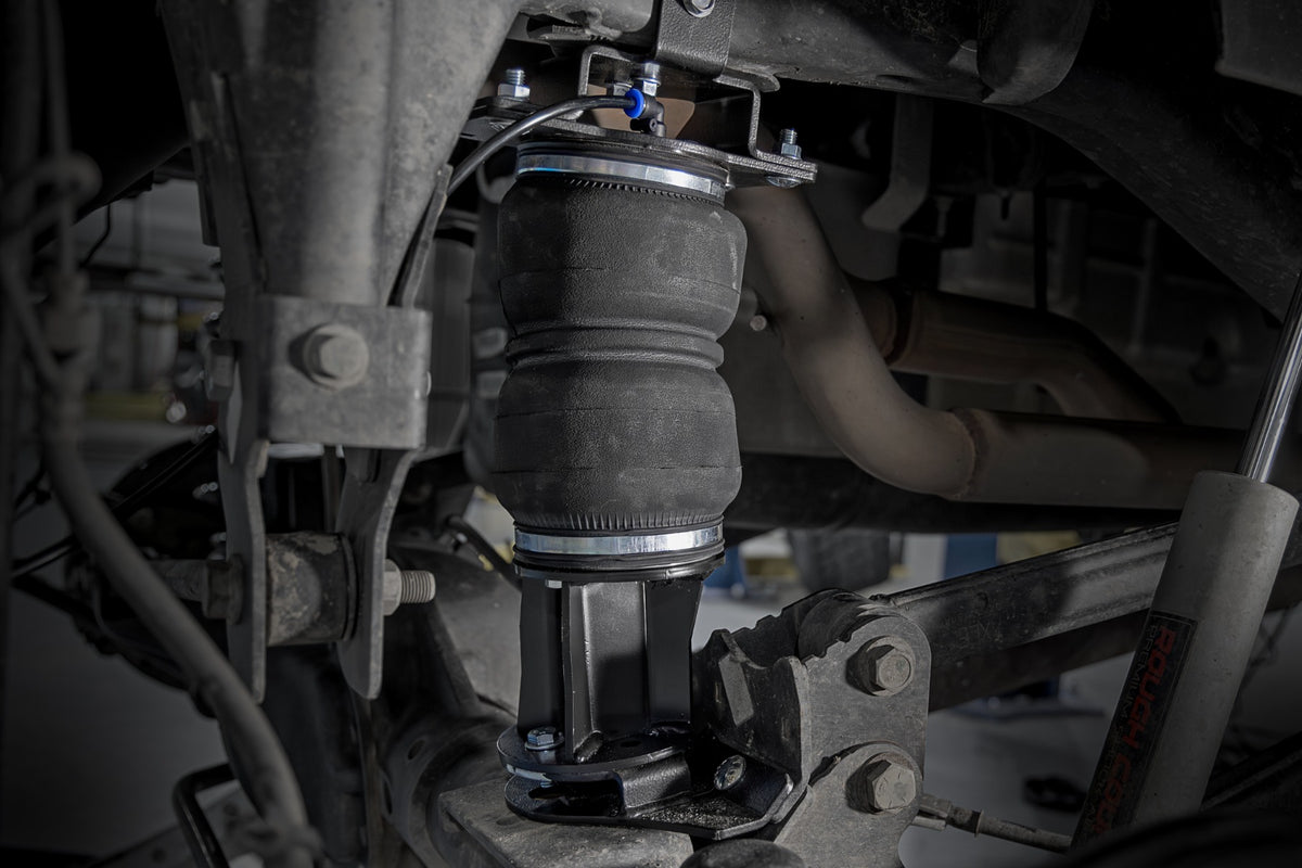 Rough Country - Air Spring Kit w/compressor - Wireless Controller - 4 Inch Lift Kit - Ram 1500 (10-18 & Classic) - 100324WC f