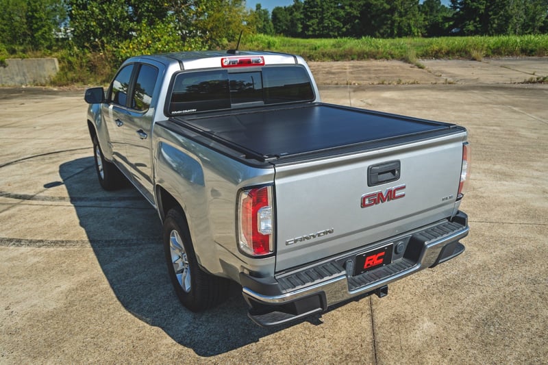 Rough Country - Powered Retractable Bed Cover - 5' Bed - Chevy/GMC Canyon/Colorado (15-26) - 51120500
