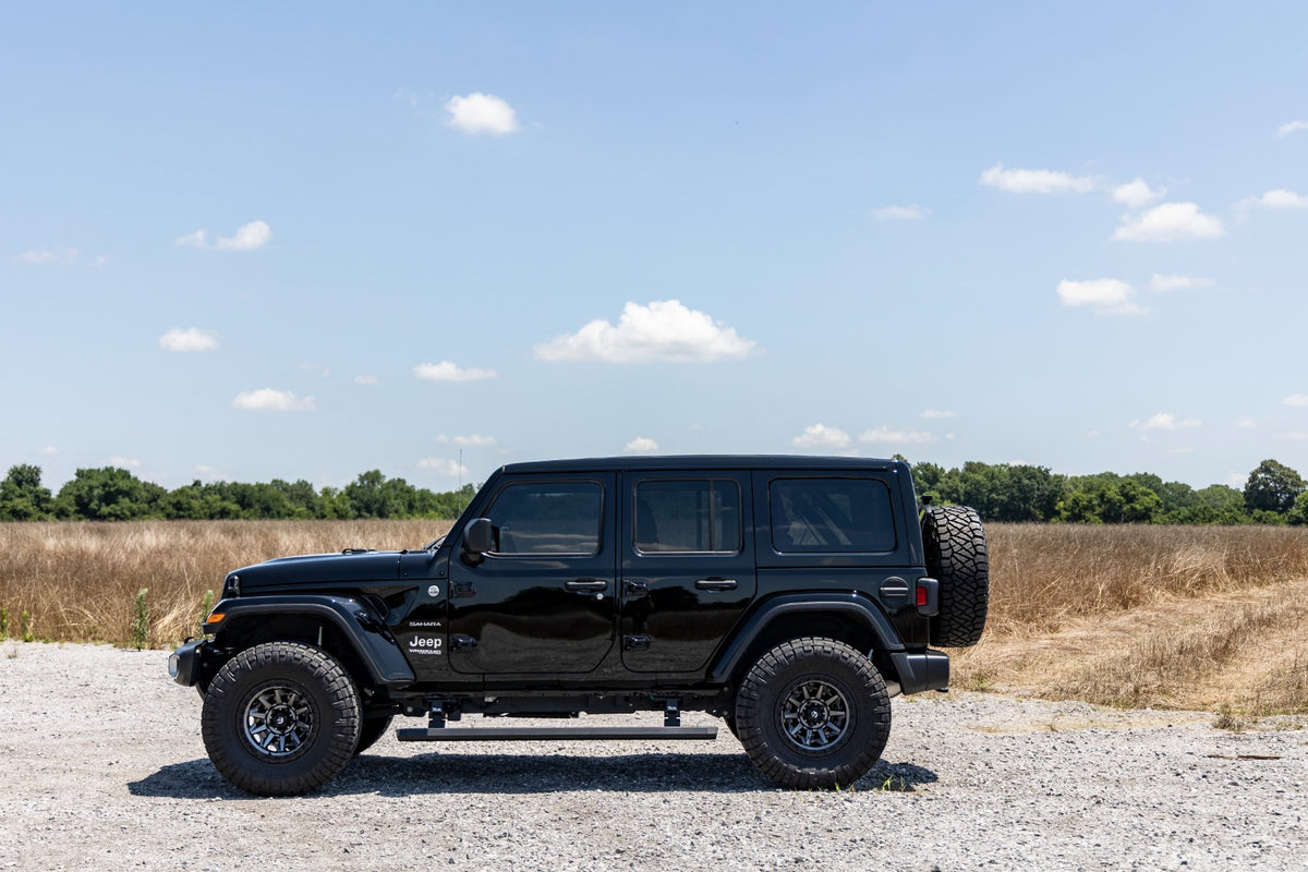 Rough Country - 2.5 Inch Lift Kit - Coils - M1R - Jeep Wrangler Unlimited 4WD (2024-2025) - 79344 for 2024 Jeep Wrangler - in