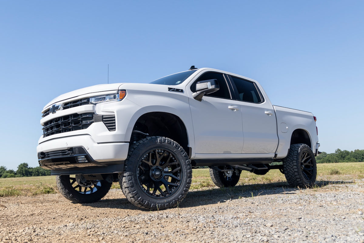 Rough Country - 6 Inch Lift Kit - M1 Struts/M1 - Chevy Silverado 1500 4WD (2025) - 110040 for 2025 GMC Sierra 1500 - alternat