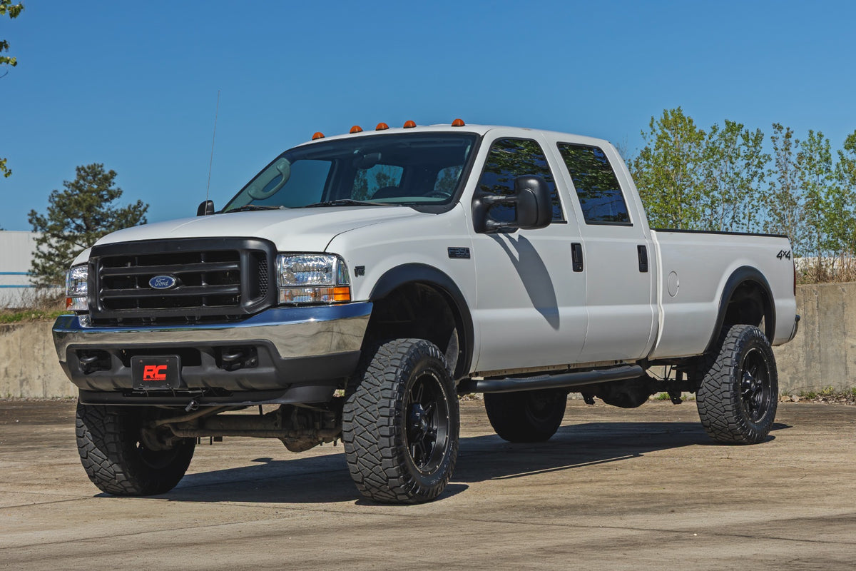 Rough Country - Nerf Steps - 3-Inch Tube - Crew Cab - Ford F-250/F-350 Super Duty (99-16) - 43009