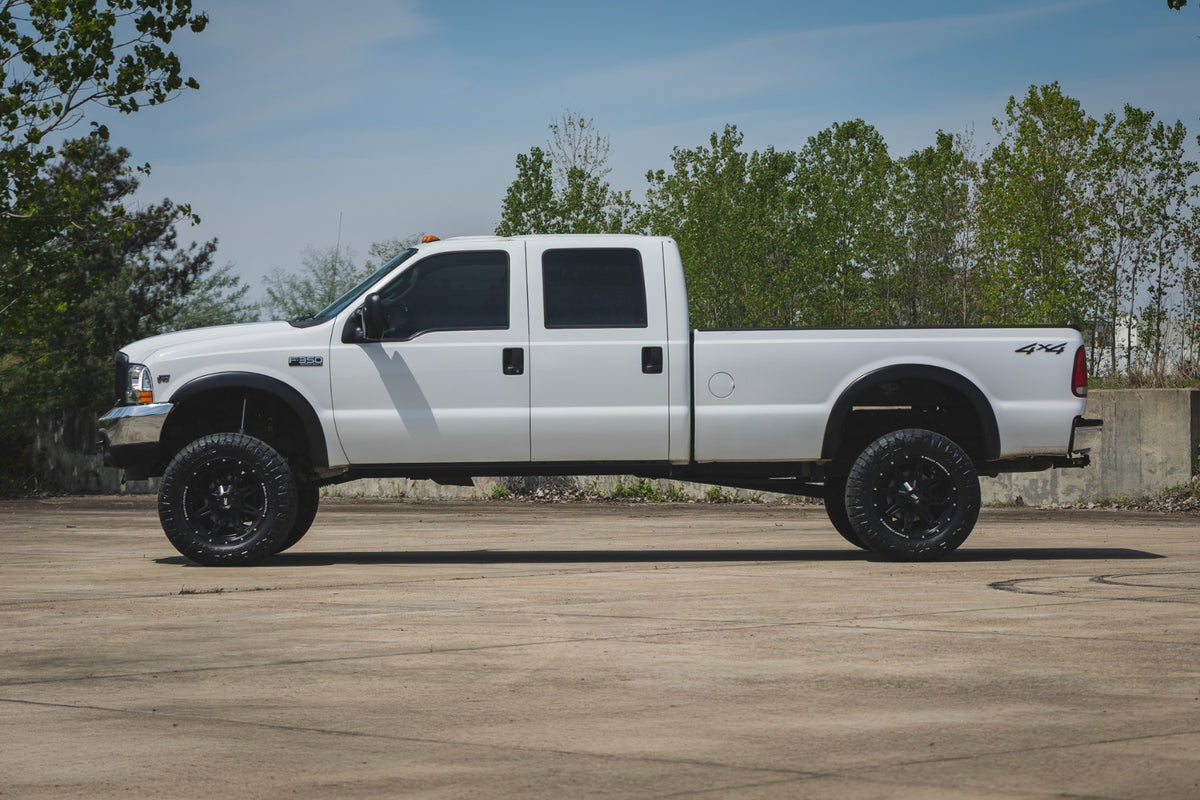 Rough Country - Power Running Boards - HT-Series - Crew Cab - Ford F-250/F-350 Super Duty (1999-2016) - ESR091710