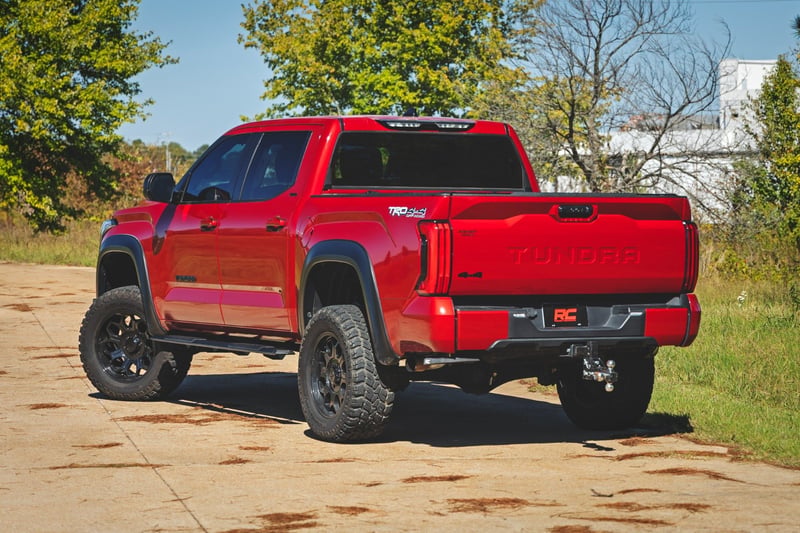 Rough Country - TR2 Running Boards - 95000 for 2022-2026 Toyota Tundra - detail view