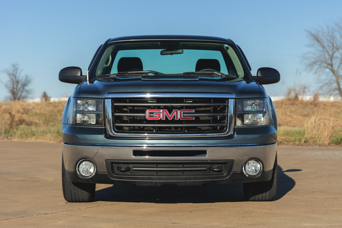 Rough Country - 2 Inch Lowering Kit - 4 Inch Rear Lowering - Alum/Stamped Knuckle - Chevy/GMC 1500 (14-18) - 71630 for 2014-2